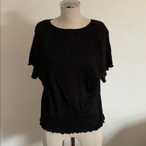 Lettuce Hem Black Shirt